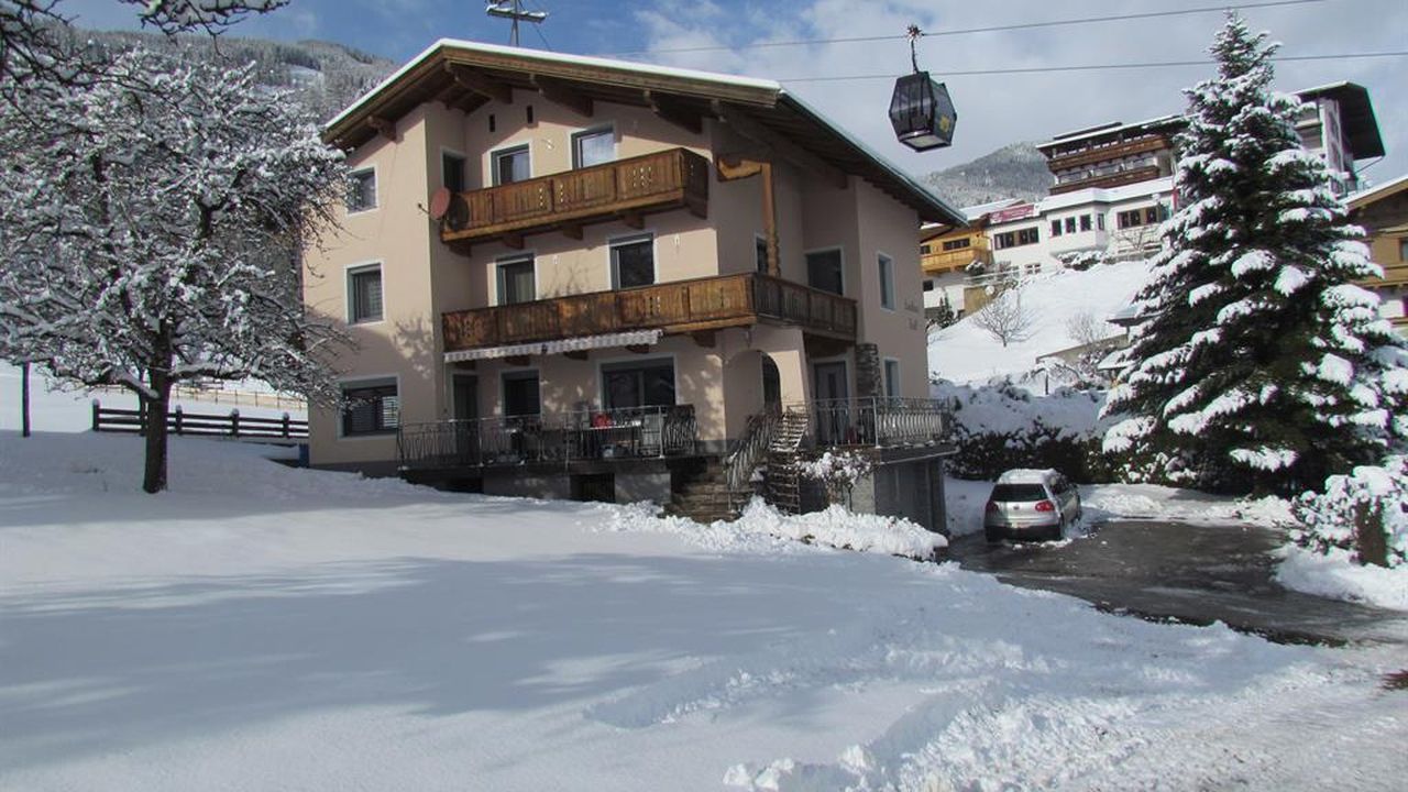 Zillertal-Fügenberg-Landhaus-Kröll-Gästehaus-Winte Zillertal-Fügenberg-Landhaus-Kröll-Gästehaus-Winte